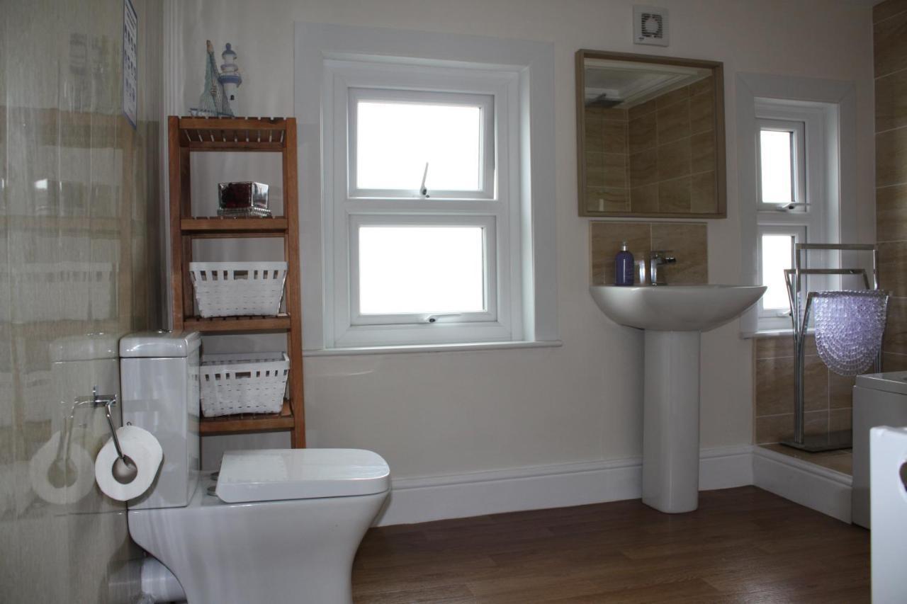 No3 By The Sea Apartment Whitby Esterno foto